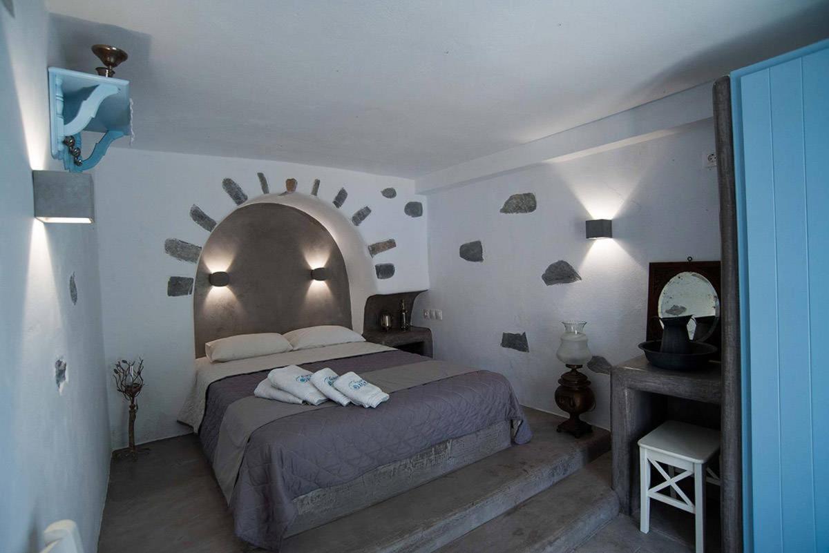 The Big Blue Hotel Ormos Aigialis Екстериор снимка